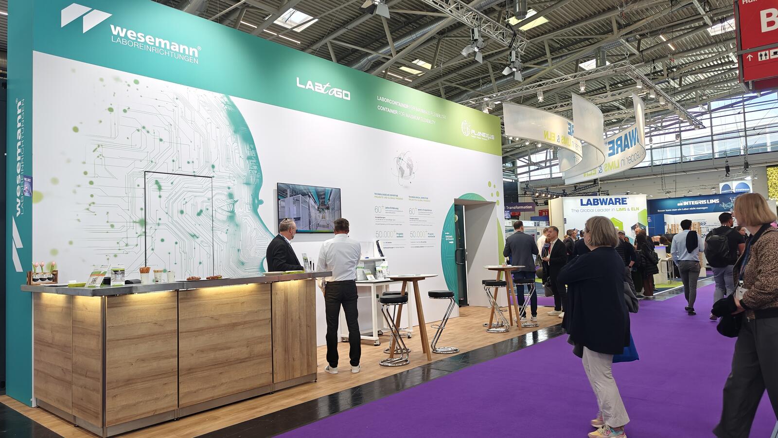 Planexus und Wesemann Messestand auf der analytica 2026 in München — Halle B2, Stand 322